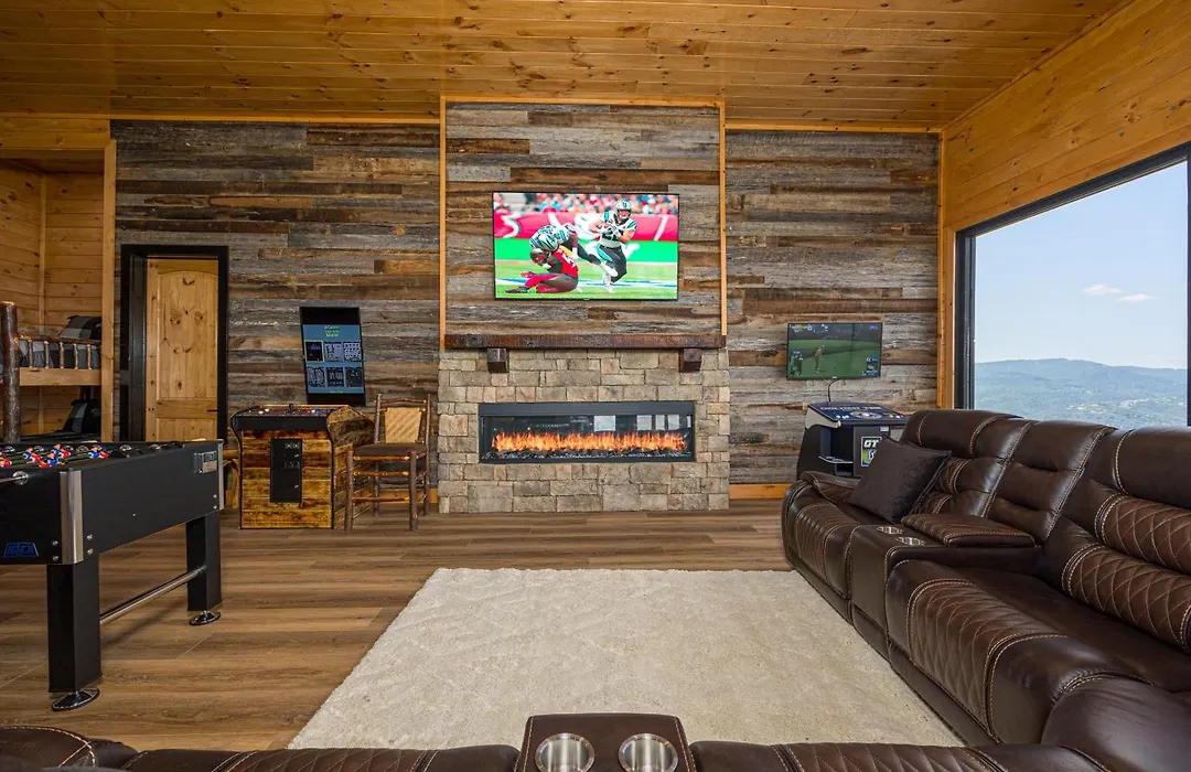 Skyfall Lodge By American Patriot Getaways-1