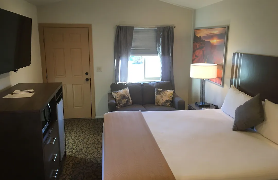 Mountain Ridge Cabins & Lodging Between Bryce And Zion National Park-1