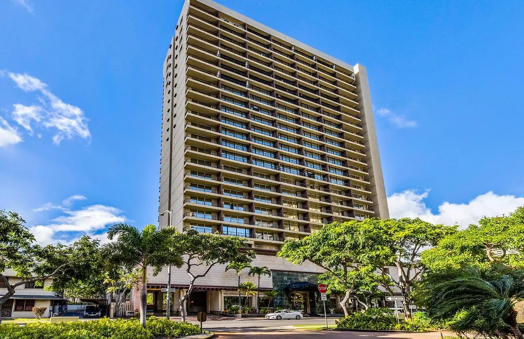 Wyndham Vacation Resorts Royal Garden At Waikiki-1