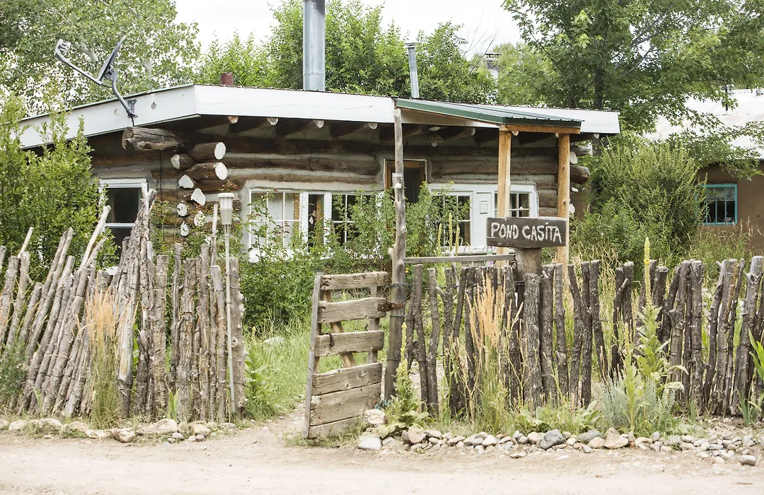 Taos Goji Farm & Eco-Lodge Retreat-1