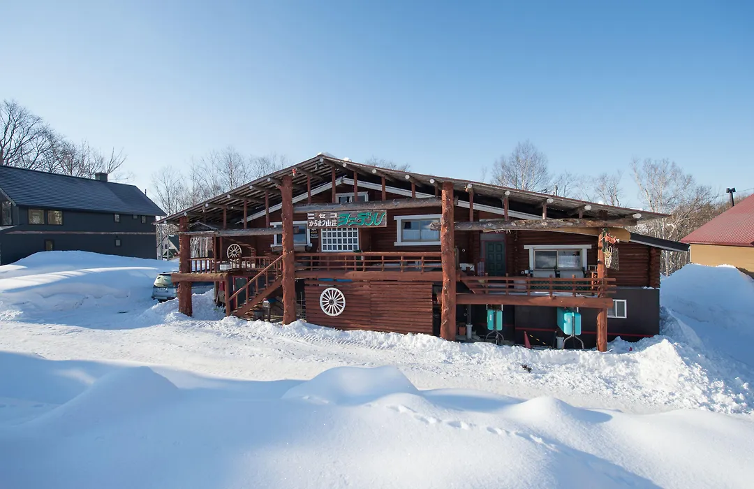 Niseko Backcountry Lodge-1
