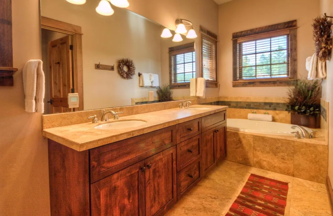 Antler Ridge Lodge-1