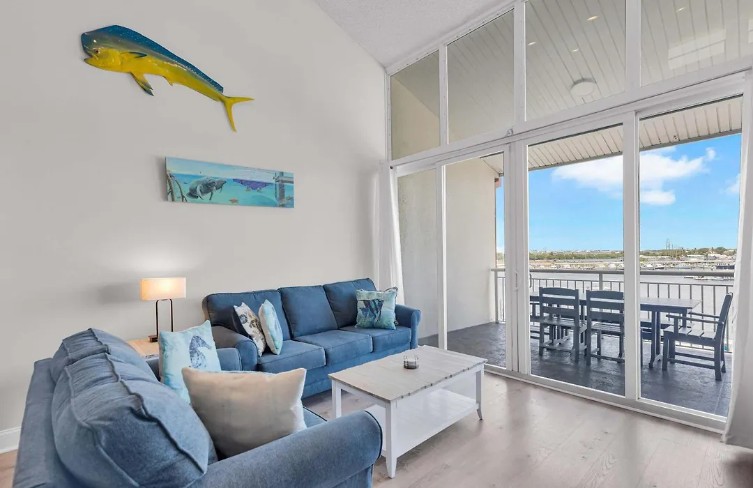 St Kitts - Downtown Waterfront Penthouse Pool Dock Parking-1
