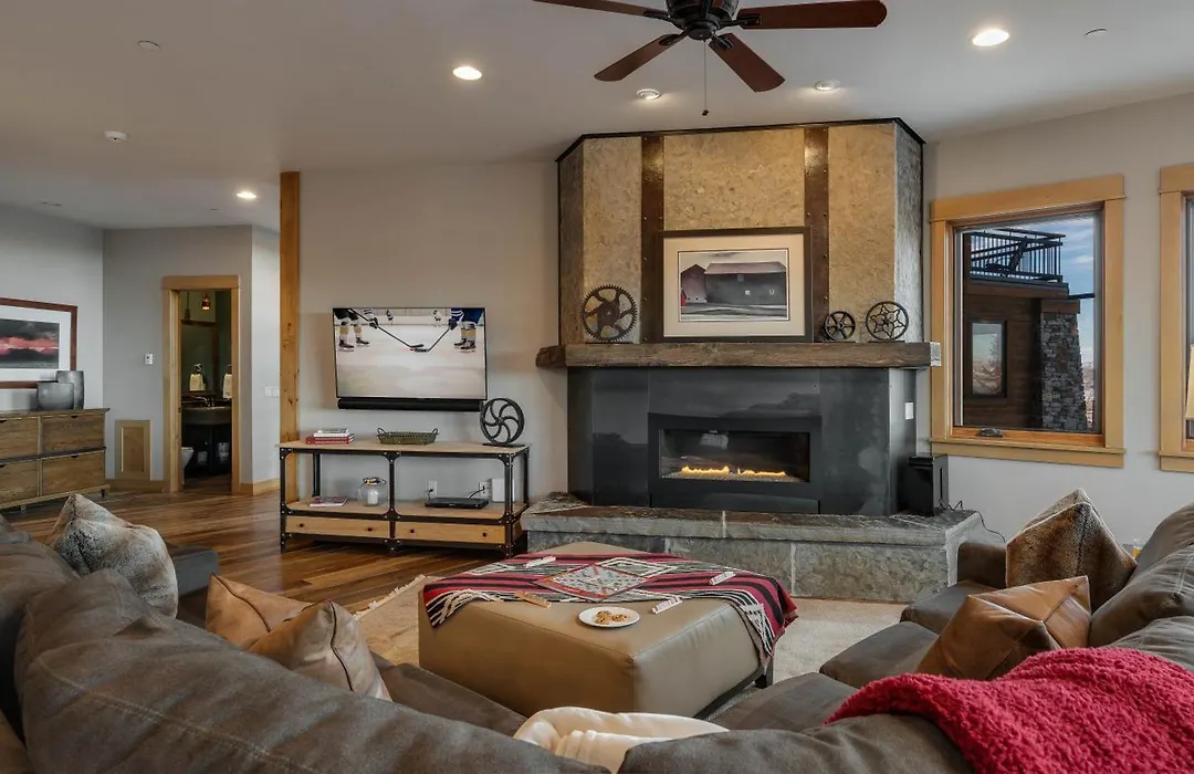 Falconhead Lodge - North-1