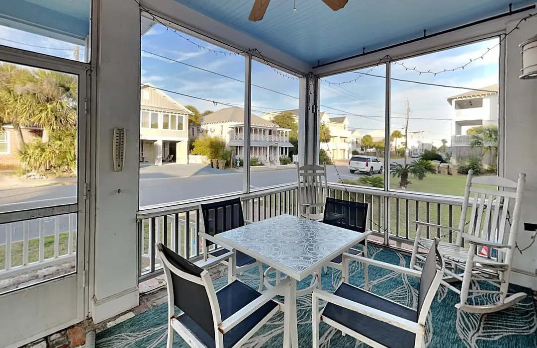 15 17Th Street By Tybee Vacation Rentals-1