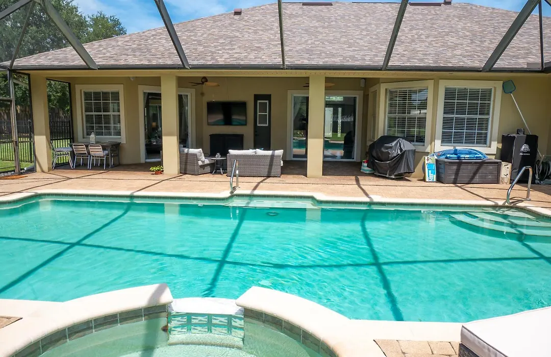 Private, Island Oases W Heated Pool & Ahhh The Spa!!-1