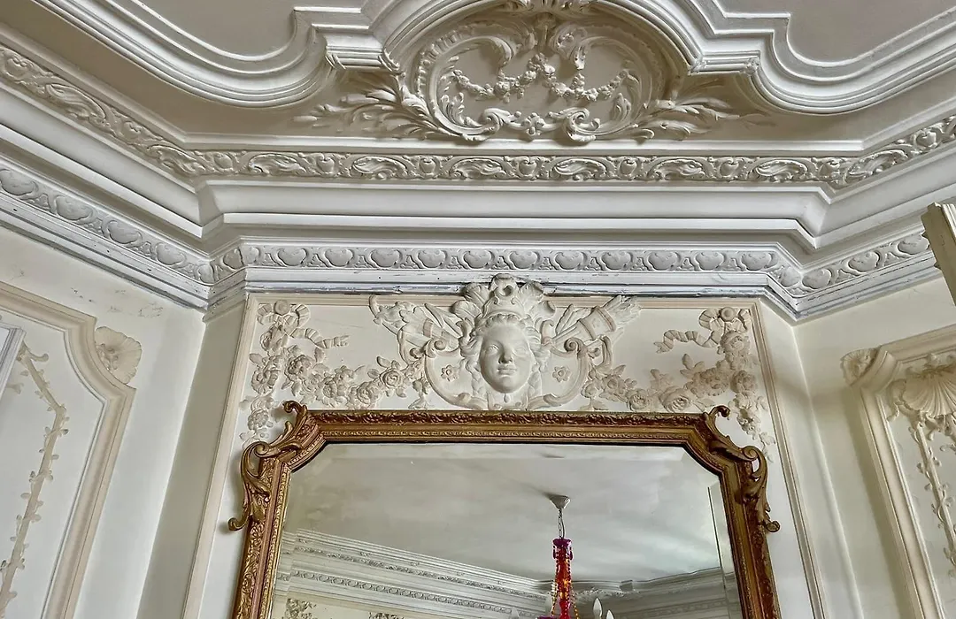 Haussmann Opera Penthouses 130M2 Entire 4Th Floors Is Yours Stone Balcony-1