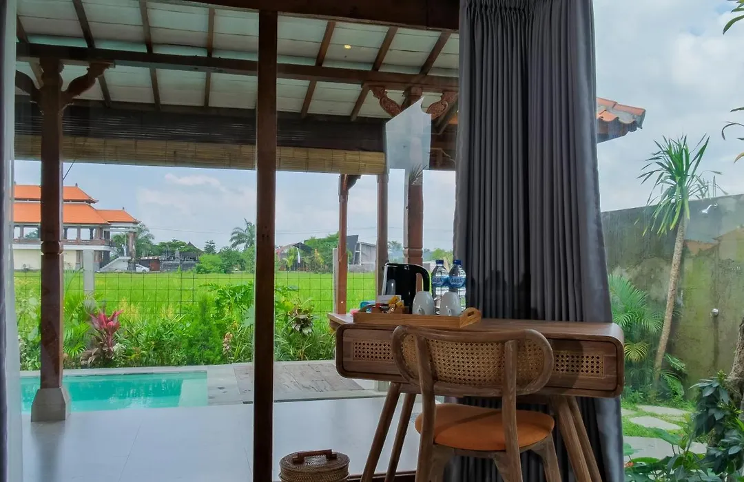 Rumah Tengah Sawah Bali-1