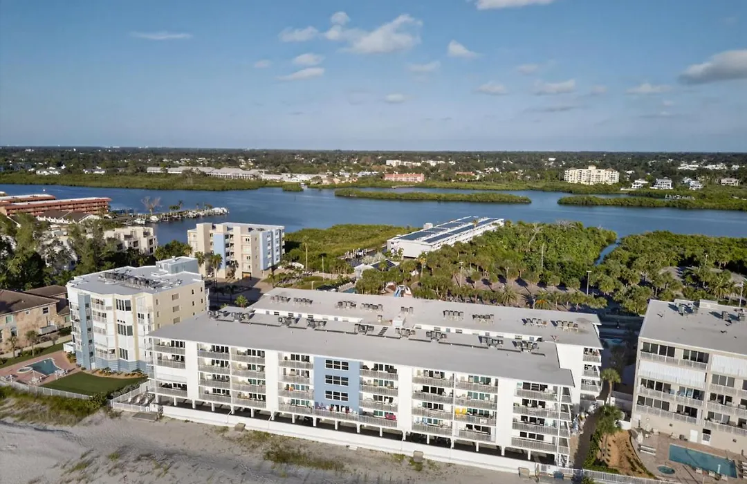 Holiday Villas II Unit 301-1