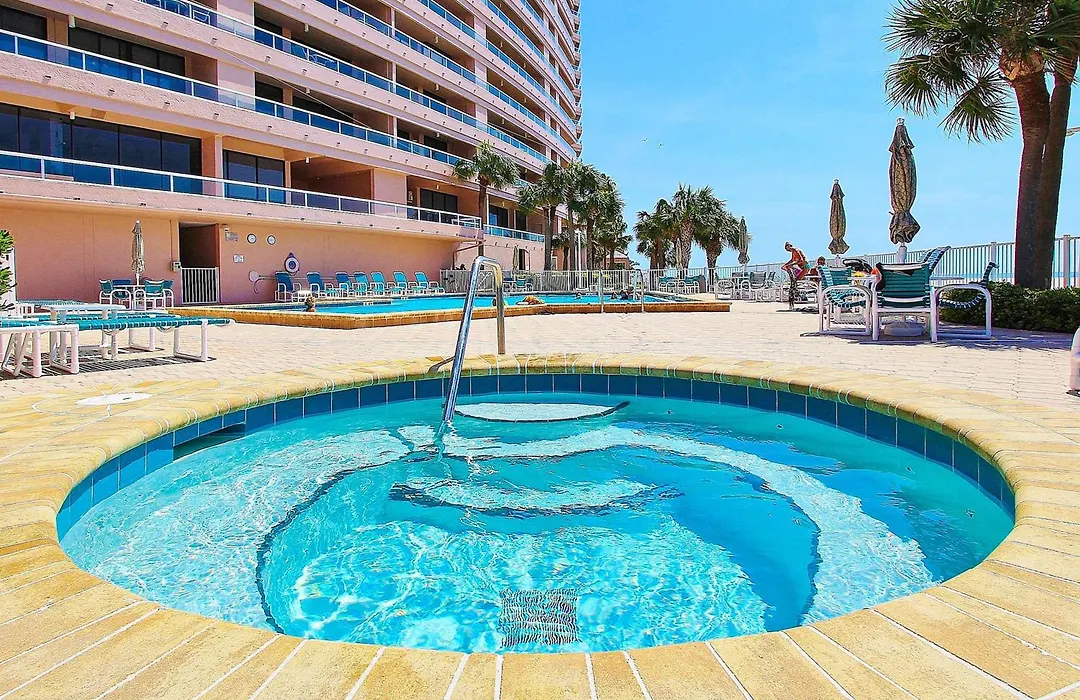Crescent Beach Club I 12D-1