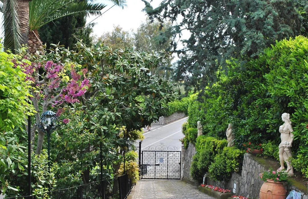 Villa Bianca Sorrento-1