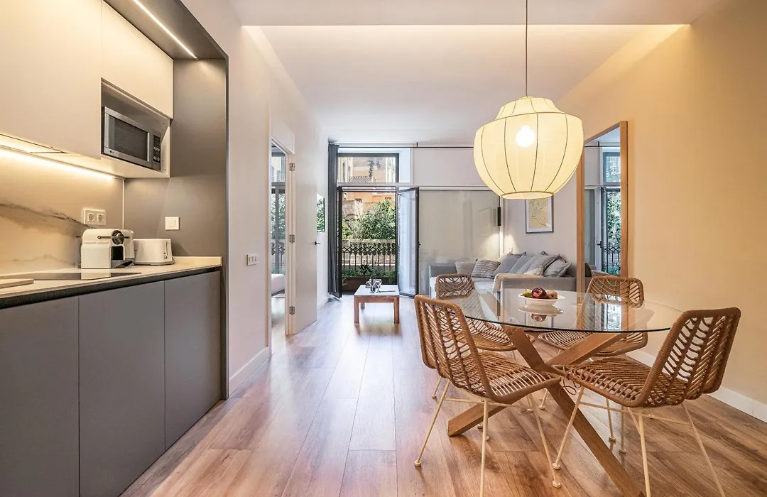 Happy Apartments-1
