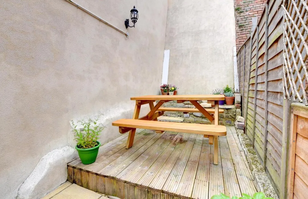 3 Bed In Whitby Oc-W018-1