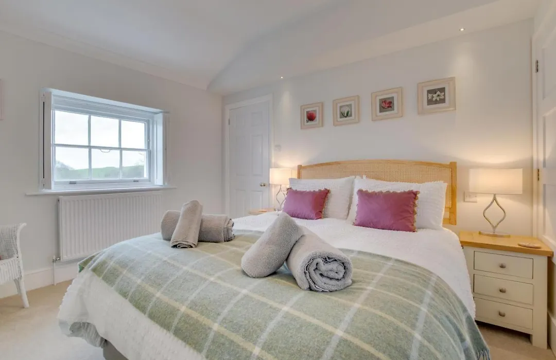 3 Bed In Swanage Oc-Wy463-1