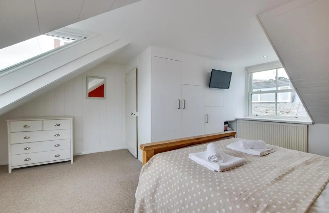 2 Bed In St Ives Oc-Wyp026-1