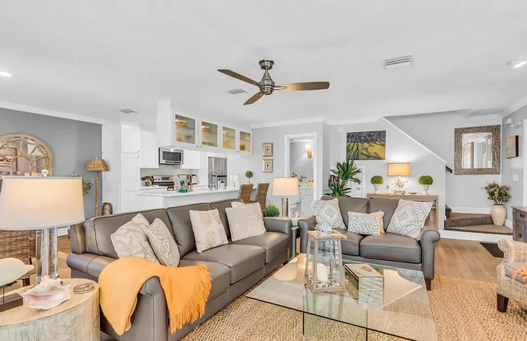 Gulf Pointe Paradise II-1