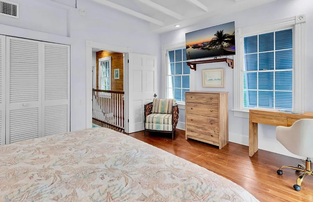 The Wicked Tuna By Last Key Realty-1
