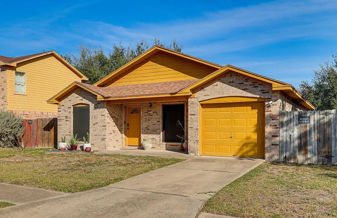 Cozy House By Zinnia Park! Family Home In Mcallen-1