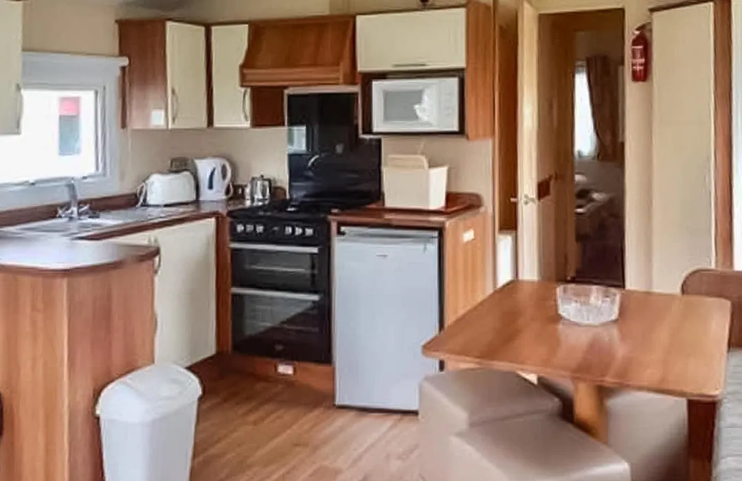 Tenby 1 The Saltern Holiday Park - Ukc8204-1