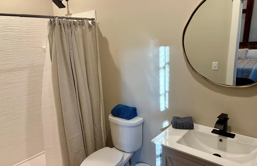Potter'S Mill - 6 Bedrooms/Baths-1