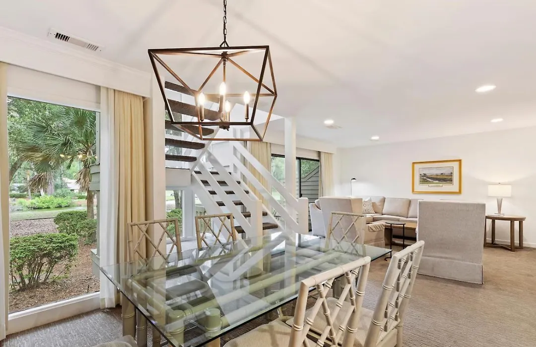 2877 Swallowtail At Sea Pines-1