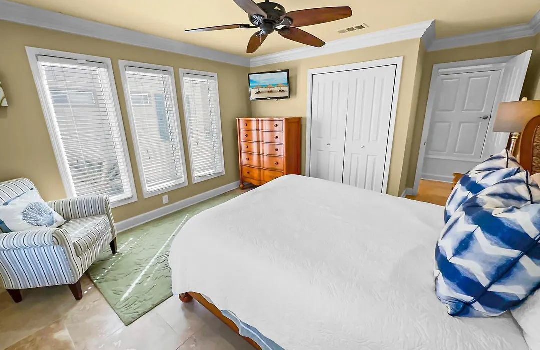 Serenity Shores-1
