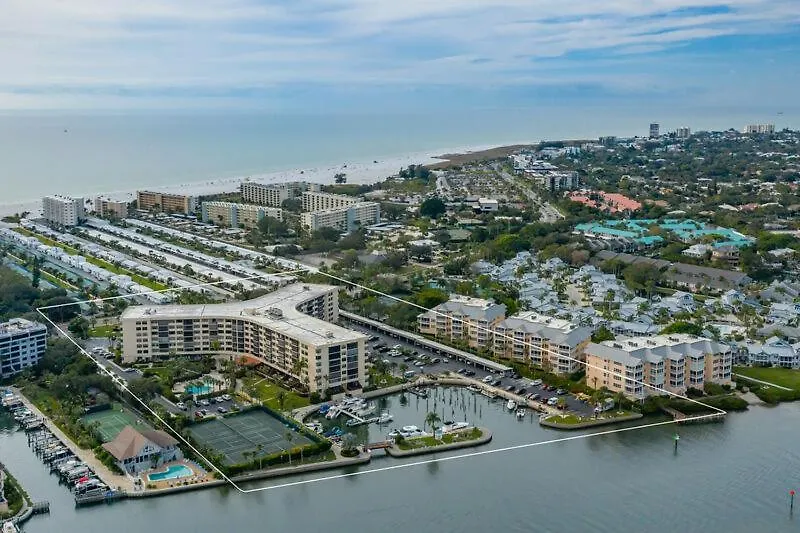 Harbor Towers- 514-1