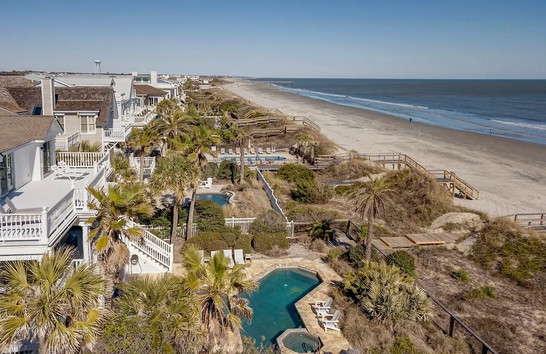Coastal Sunrise Ocean Front On Ocean Blvd. Private Pool/Hot Tub, Stunning Ocean Views!-1