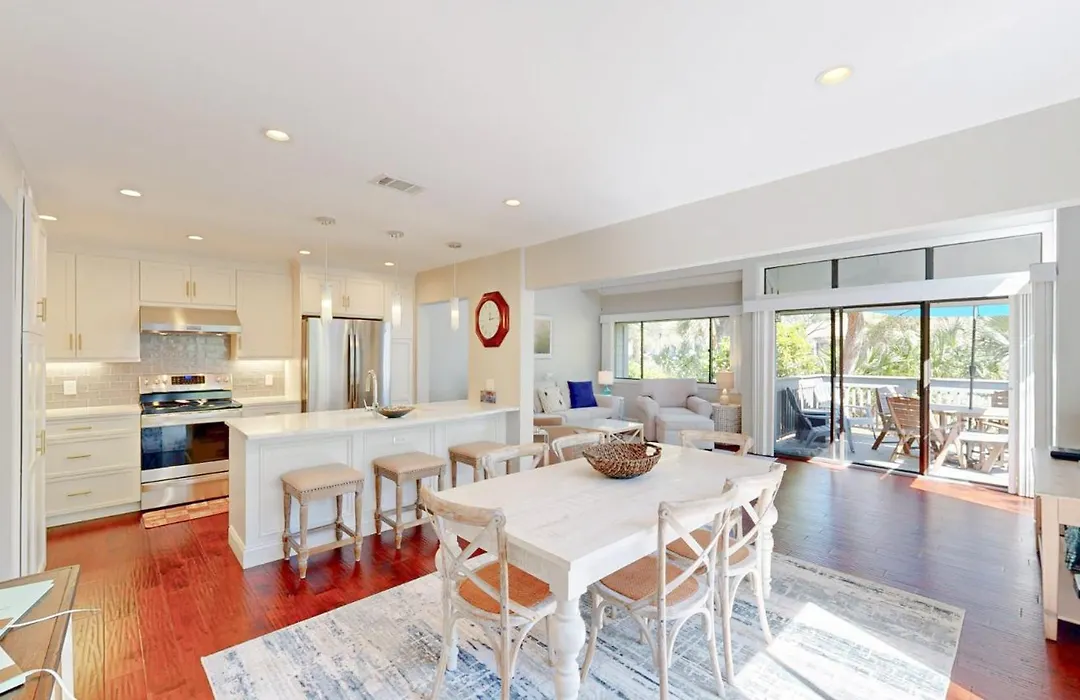 246 Turnberry Village-1