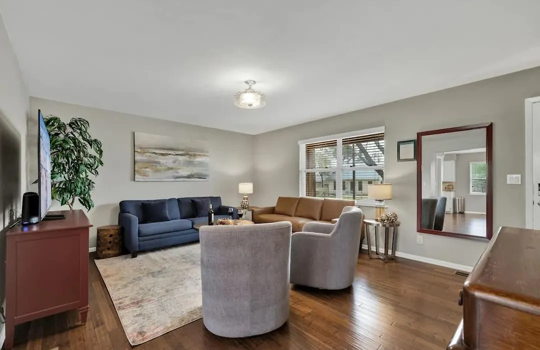 Cora Street Cottage-1
