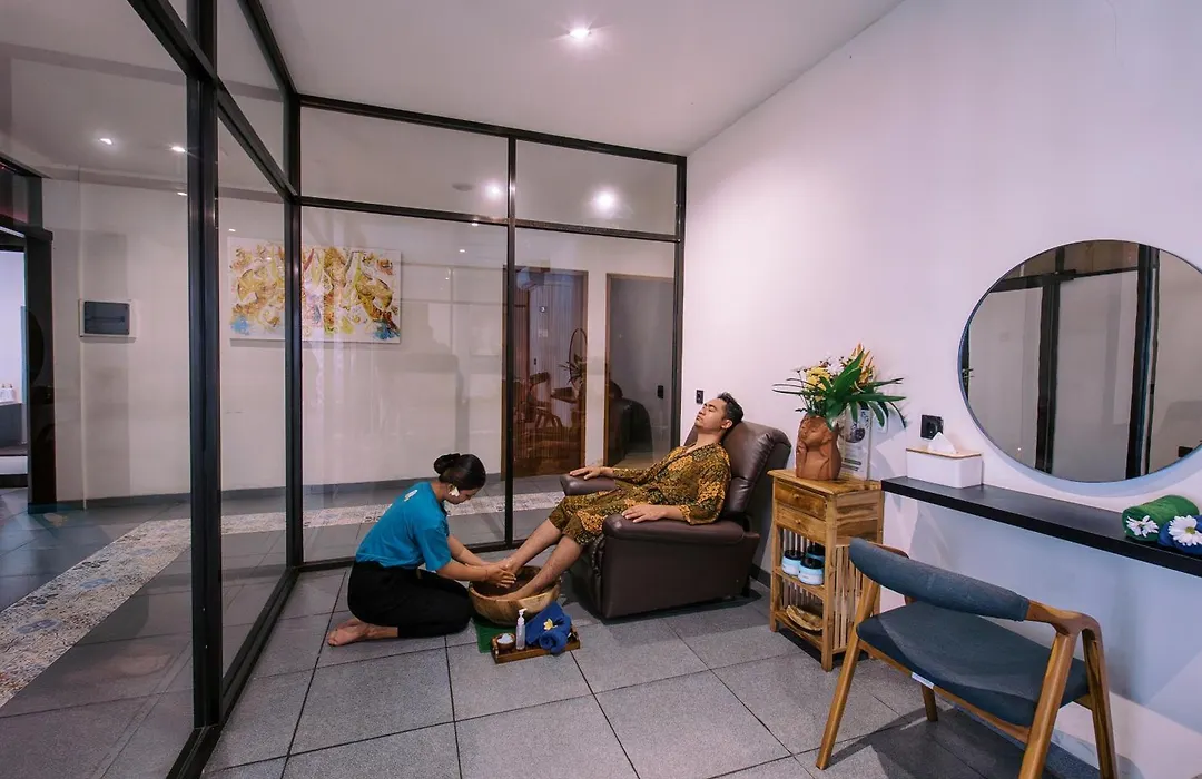 Abian Klumpu Villa & Spa Sanur Bali-1