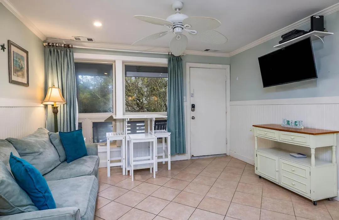 527 Sunsuite-1