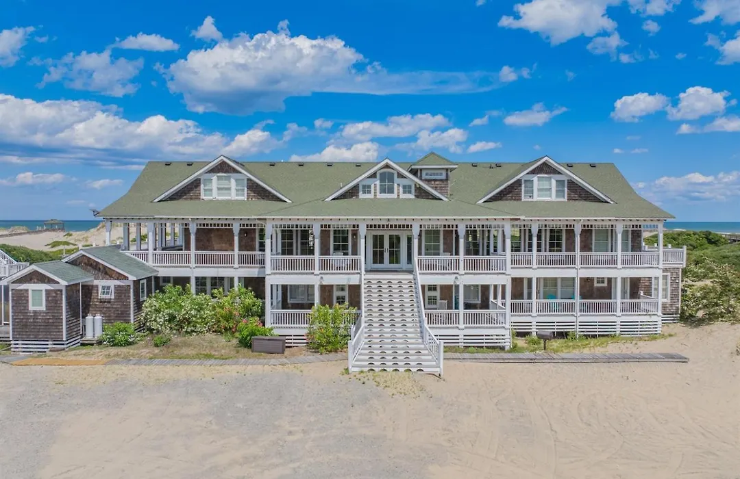 Oceanfront Estate 18Br No Resort Fee Sleeps 40-1