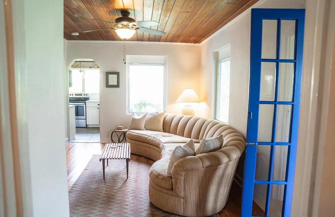 1Mi To Beach Jungle Bungalow 1 Acre With Pool-1