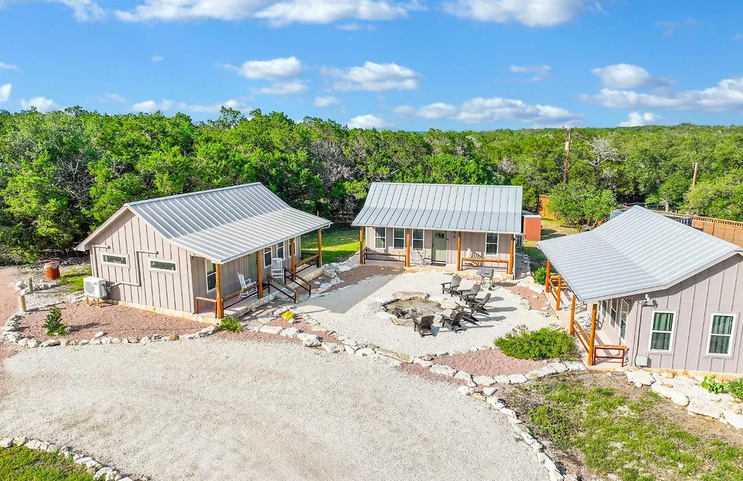 Rustx Ranch Unit 4- Lakehouse-1