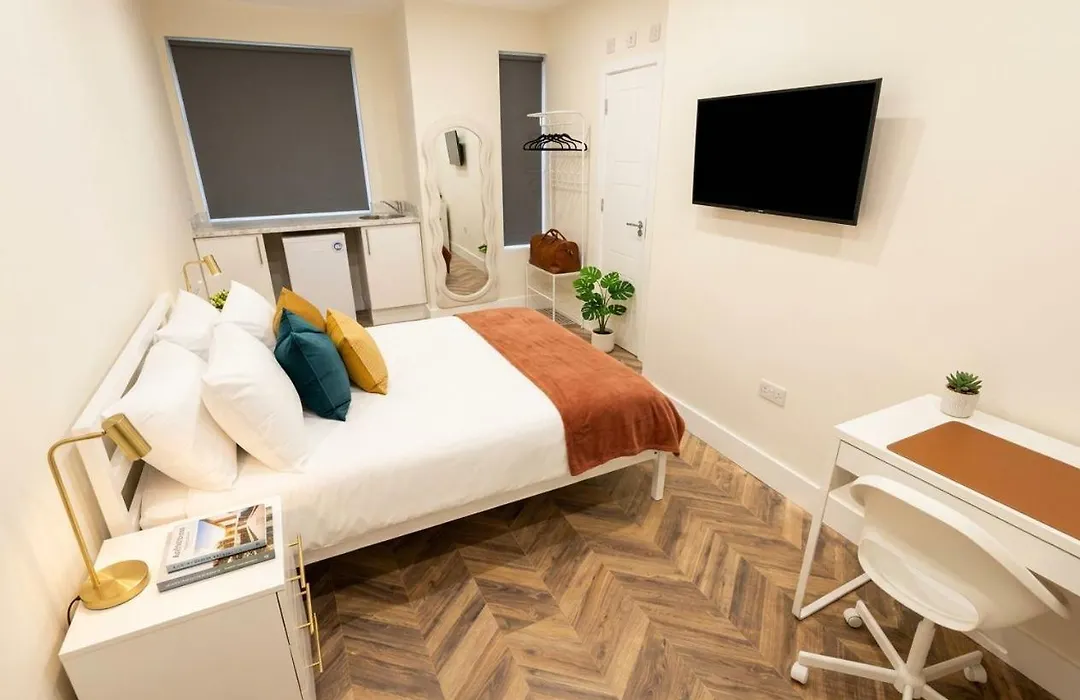 Richmond New Stylish Studio 30Mins To Central London-1