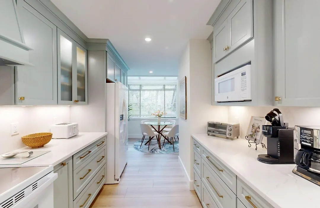 903 Inverness Village-1