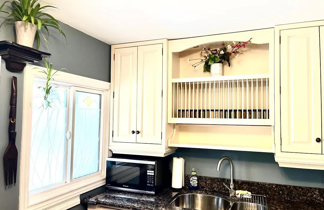 Barker House Suite 1,In The Heart Of Old-Town-1