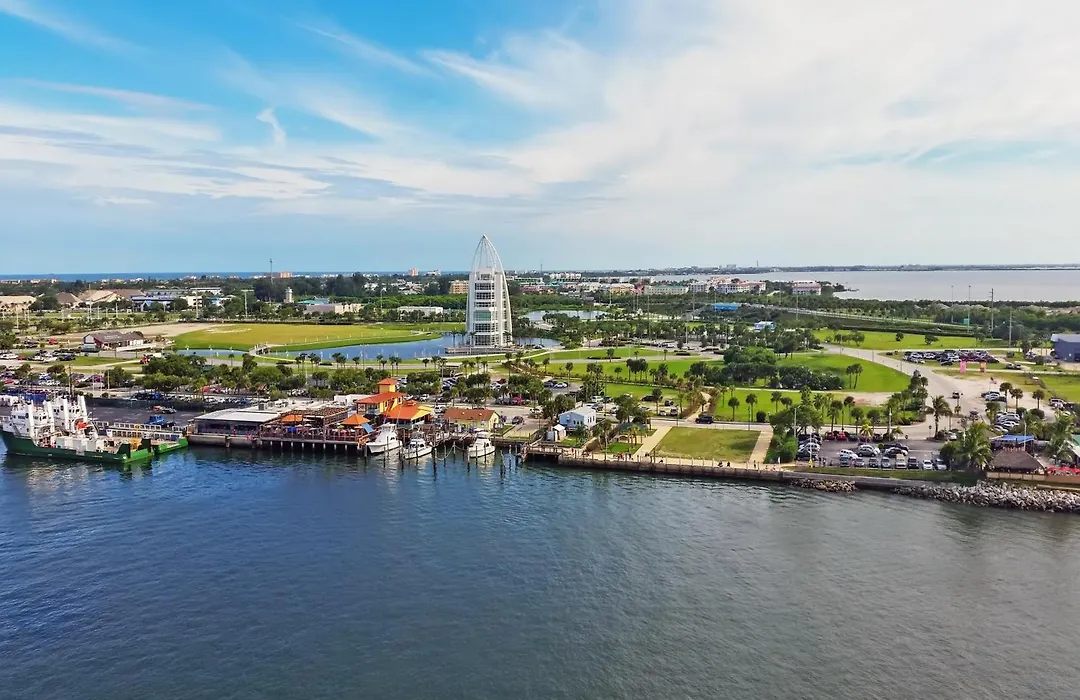 Cape Winds - Oceanfront Pool, Tennis & Sauna Condos Near Port Canaveral-1