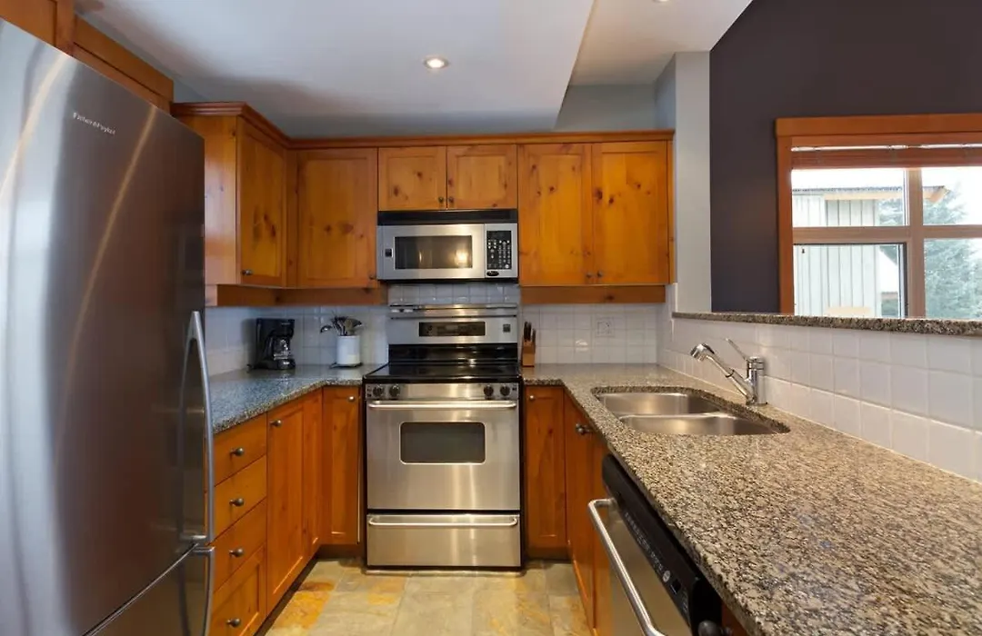 Beautifully Renovated, Fantastic Views Ski In Out 3 Beds - Mountain Star-1
