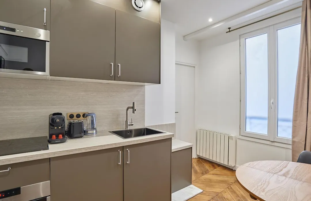 Rent A Room - Residence Meslay-1