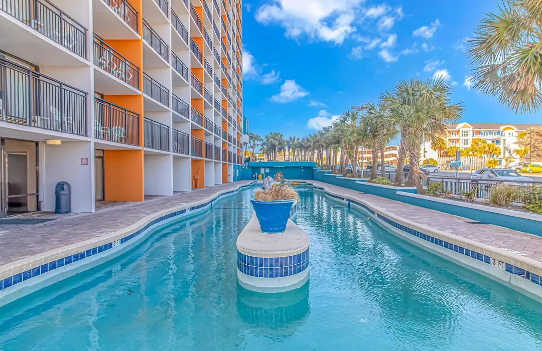 Oceanview 1 Bedroom Suite Landmark Resort 548 Perfect For A Couple Or Party Of 4-1