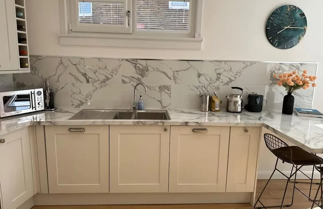 Stylish, Smart & Fun 4 Bed Home-1