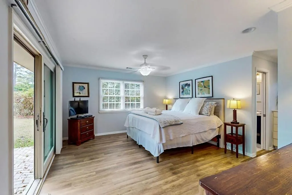 28 Tupelo Road-1