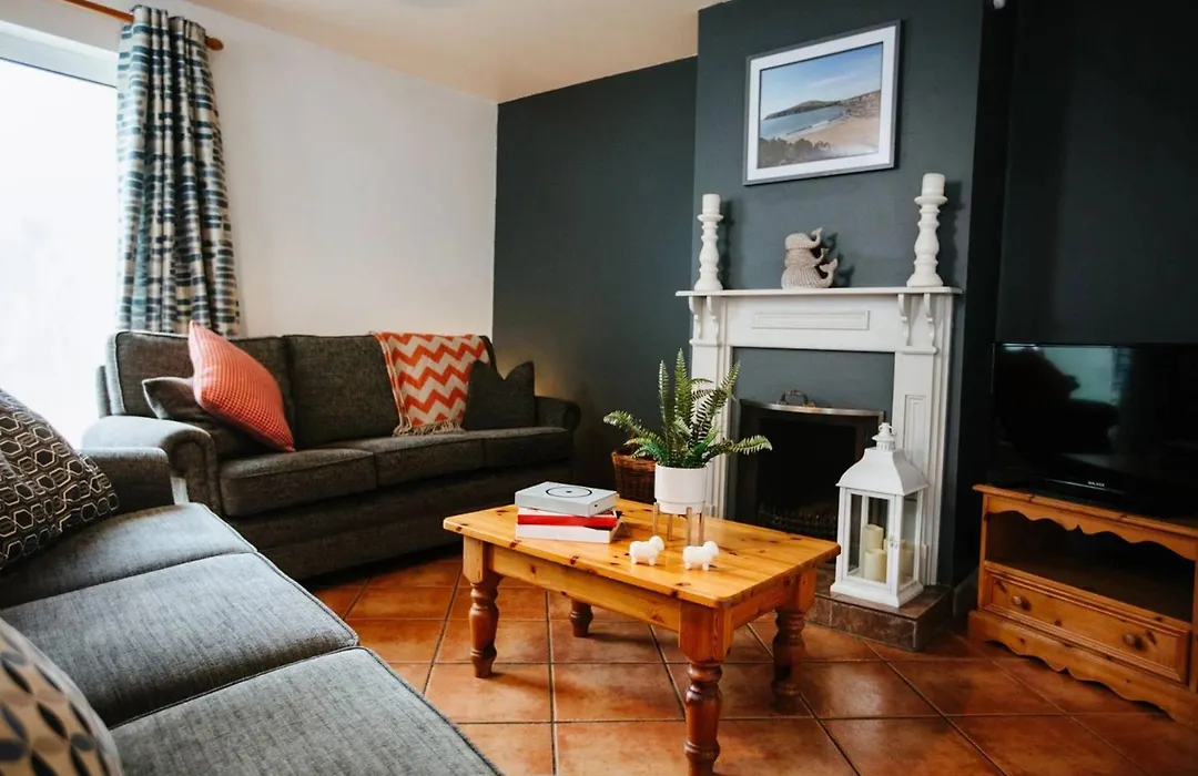 Dingle Harbour Cottages 3 Bed - Sleeps 6 By Trident Holiday Homes-1