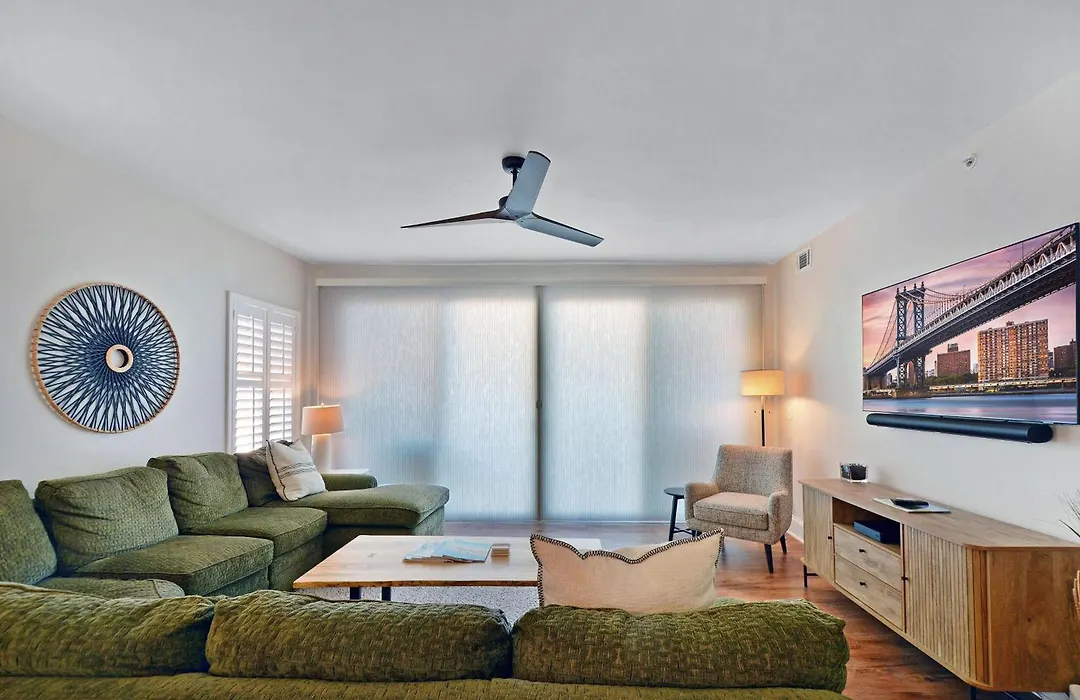 St. Simons Grand 307-1