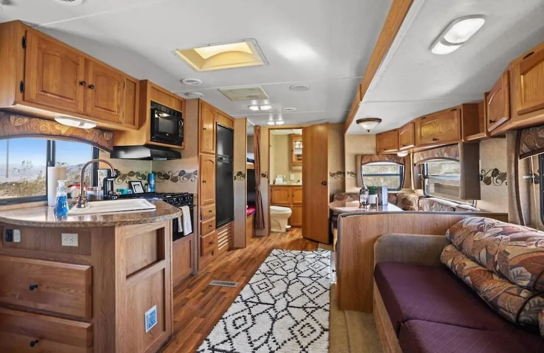 Joshua Tree Village Campground - Glamping Retreat-1