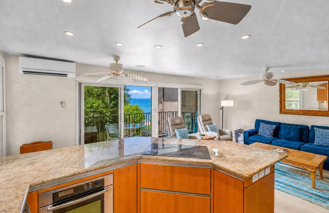 Hale Hui Kai 208 - Ocean View Luxury Condo On The Best Beach On Maui, Split Ac!-1
