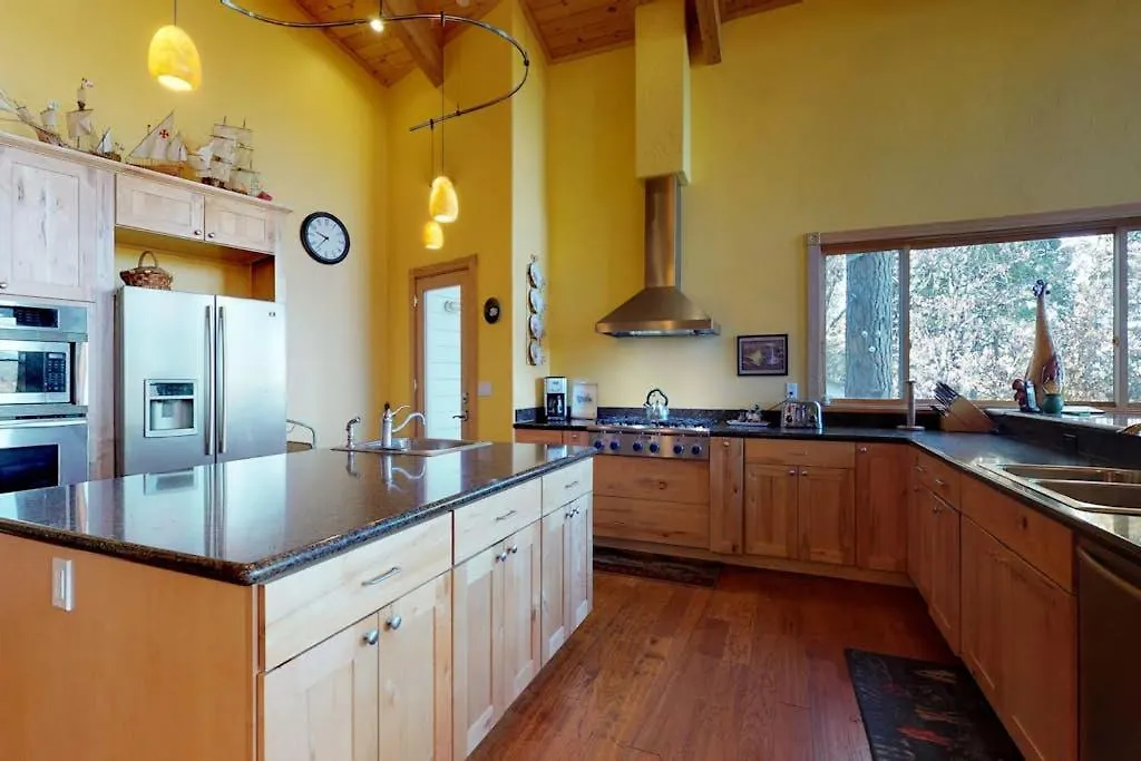 Pine Mountain Getaway-1