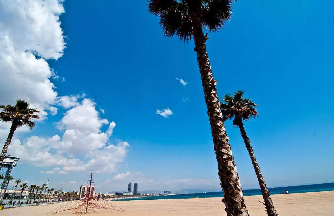 Barceloneta Suites Apartments Beach-1